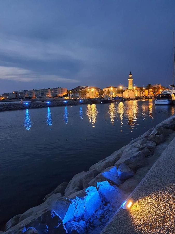 Jolies Studios Avec Piscines Et Parking Prive 800M De La Plage Le Grau Du Roi Kültér fotó